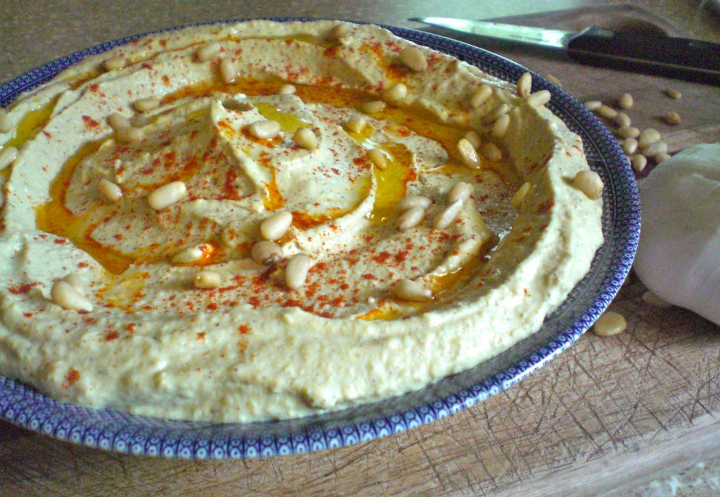 Authentic Syrian Hummus | Simply Scrumptious by Sarah